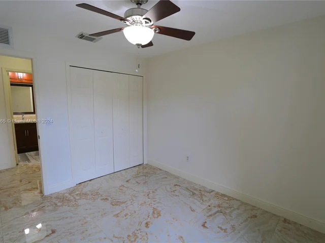 27953 SW 136th Pl, Homestead FL 33032