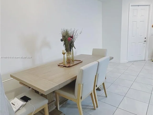 11426 W 33rd Way, Hialeah FL 33018