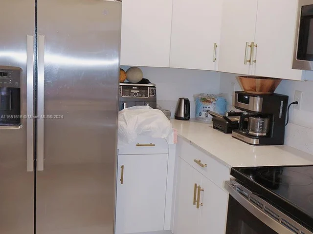 11426 W 33rd Way, Hialeah FL 33018