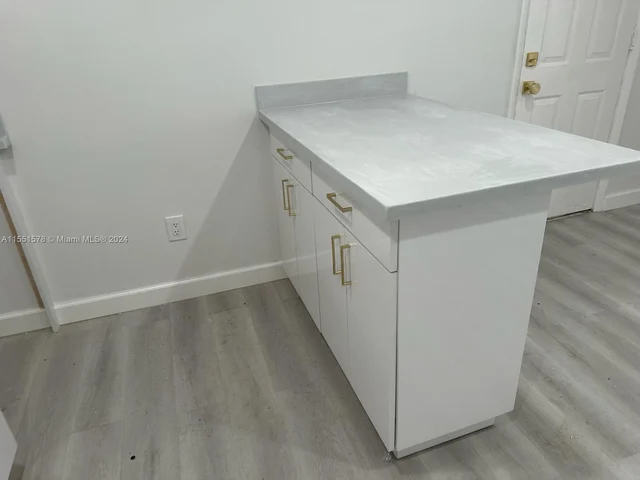 2168 NW 34th St # 2, Miami FL 33142