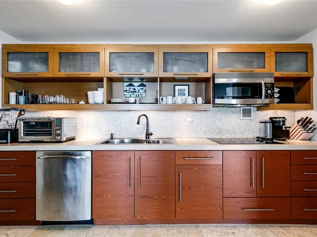 1200 West Ave # 426, Miami Beach FL 33139