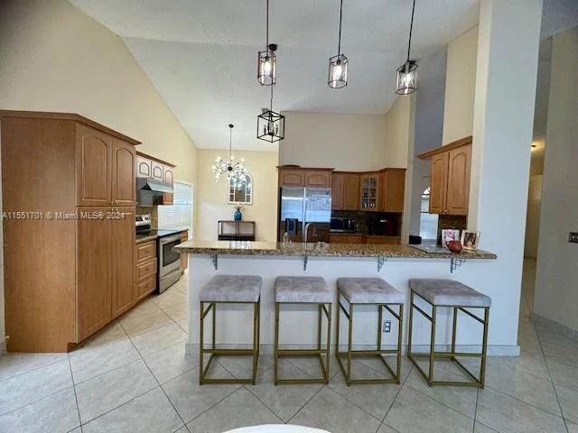 712 NW 177th Ave, Pembroke Pines FL 33029