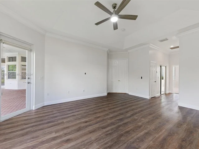 15001 SW 33rd St # 15001, Davie FL 33331