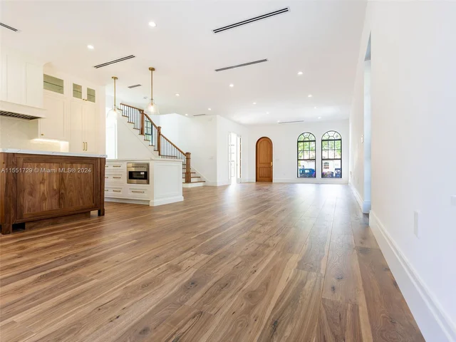 611 Sunset Rd, West Palm Beach FL 33401