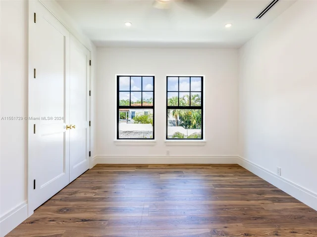 611 Sunset Rd, West Palm Beach FL 33401