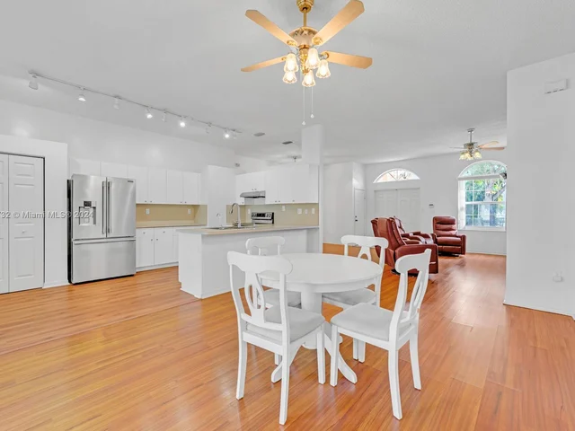 2580 SE 5th Ct, Homestead FL 33033