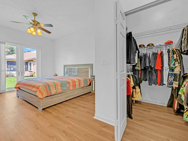 2580 SE 5th Ct, Homestead FL 33033