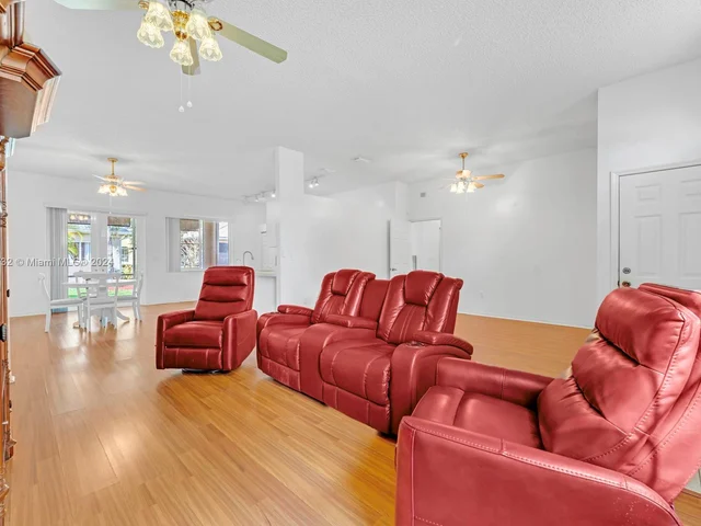 2580 SE 5th Ct, Homestead FL 33033