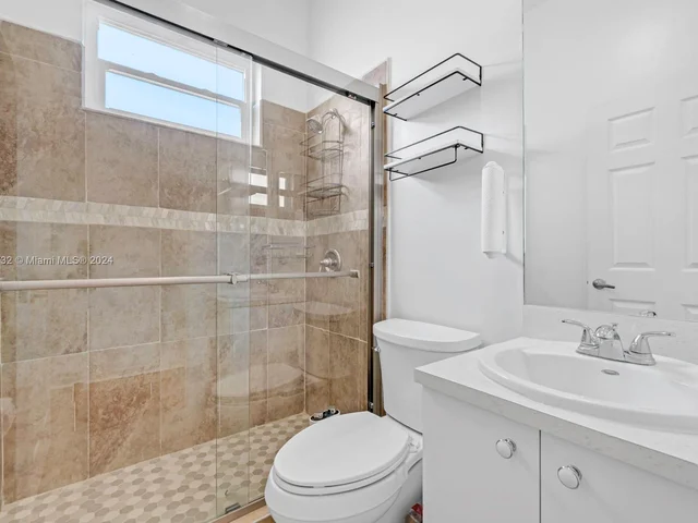 2580 SE 5th Ct, Homestead FL 33033