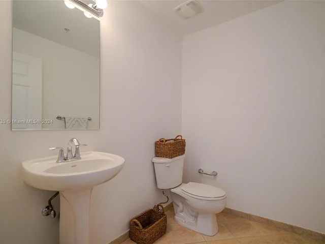 8395 SW 73rd Ave # 902, Miami FL 33143