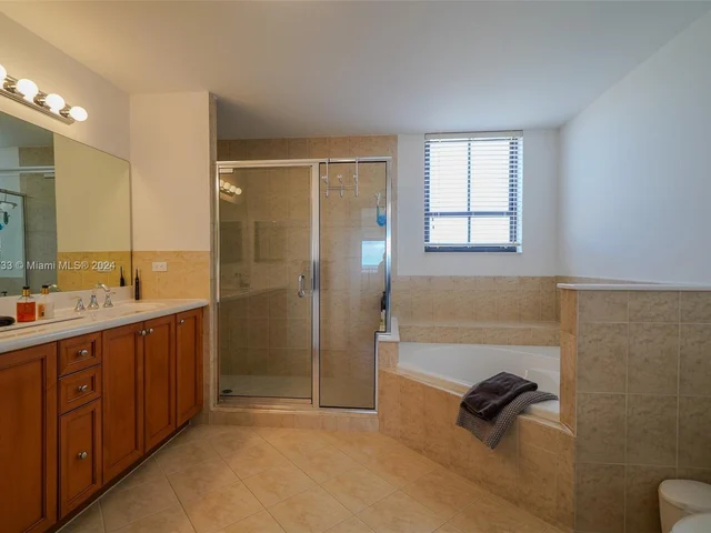 8395 SW 73rd Ave # 902, Miami FL 33143