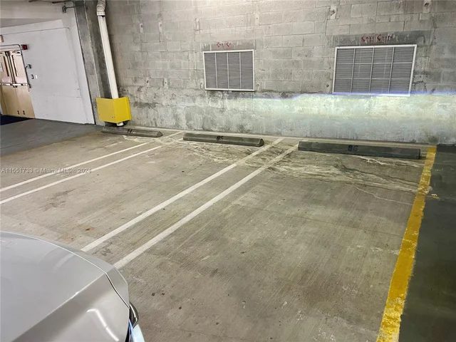 8395 SW 73rd Ave # 902, Miami FL 33143