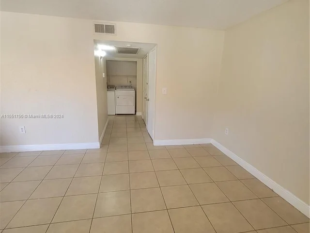 3240 Coral Lake Ln # 3240, Coral Springs FL 33065