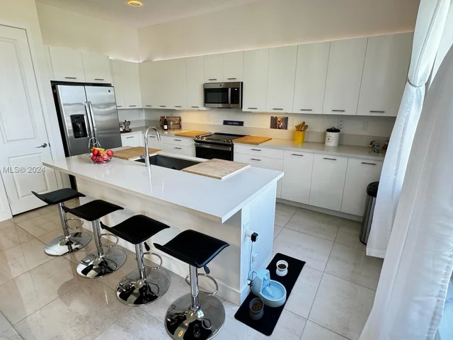 4194 SW 175th Ter, Miramar FL 33029