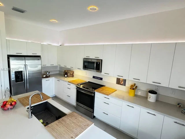 4194 SW 175th Ter, Miramar FL 33029