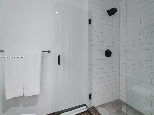 398 NE 5th St # 3116, Miami FL 33132