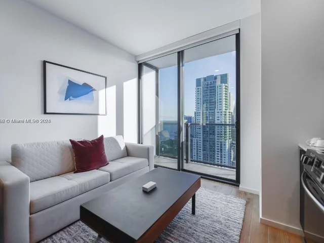 398 NE 5th St # 3116, Miami FL 33132