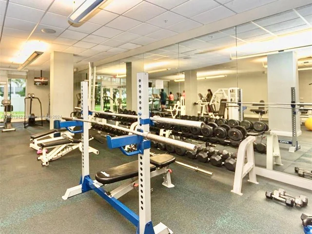 3001 S Ocean Dr # 1041, Hollywood FL 33019