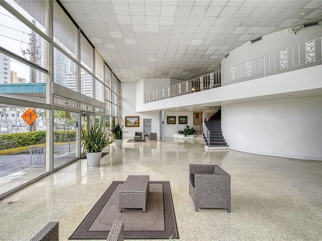 6484 Indian Creek Dr # 317, Miami Beach FL 33141