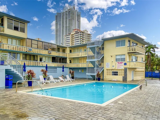 6484 Indian Creek Dr # 317, Miami Beach FL 33141