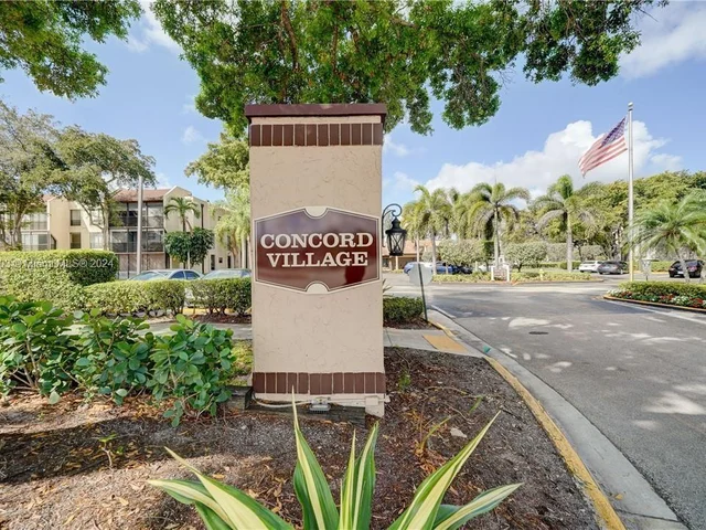 8050 W Mcnab Rd # 216, Tamarac FL 33321