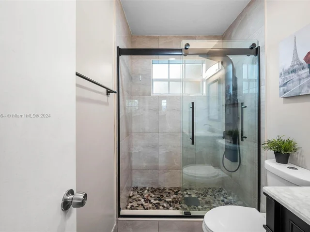 7340 Garfield St, Hollywood FL 33024