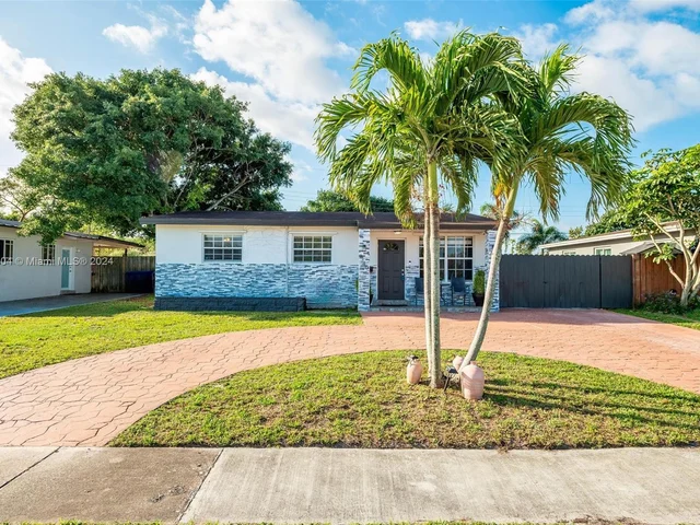 7340 Garfield St, Hollywood FL 33024