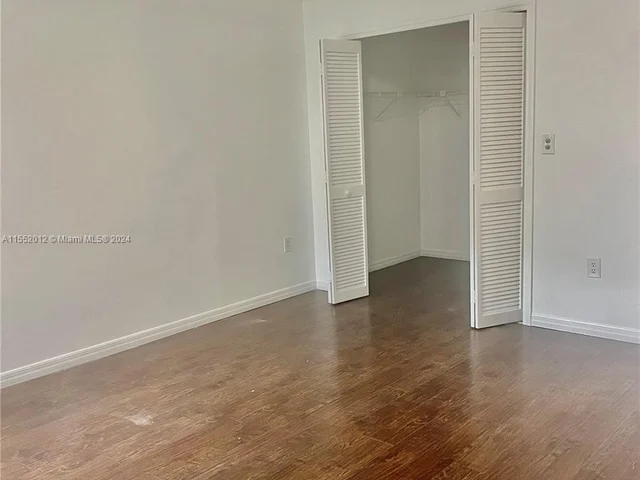 14351 SW 90th St # 0, Miami FL 33186