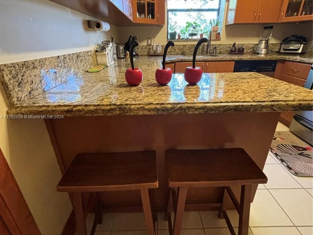 16251 Golf Club Rd # 302, Weston FL 33326