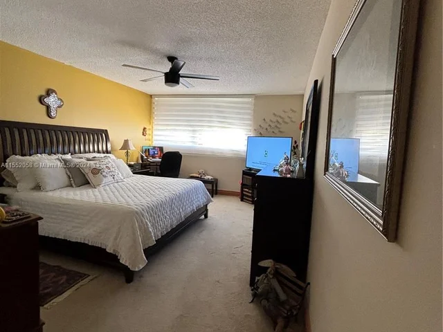 16251 Golf Club Rd # 302, Weston FL 33326