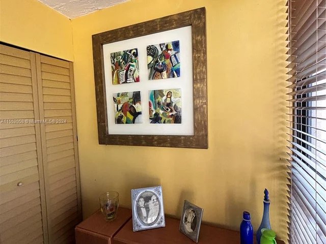 16251 Golf Club Rd # 302, Weston FL 33326