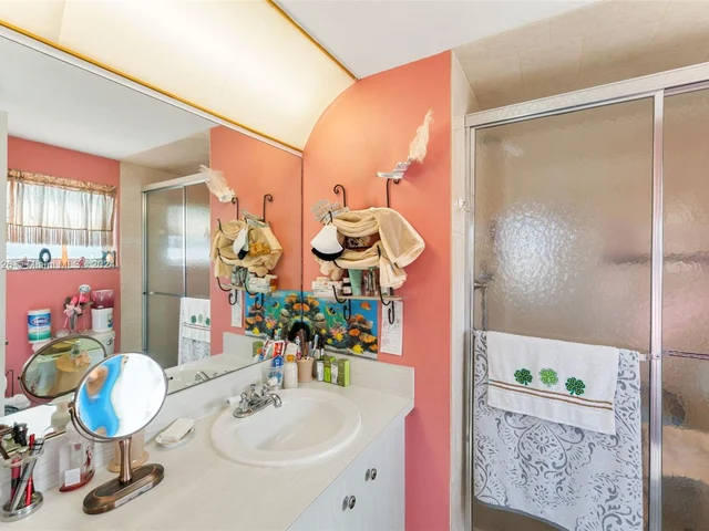 9620 Sunrise Lakes Blvd # 301, Sunrise FL 33322