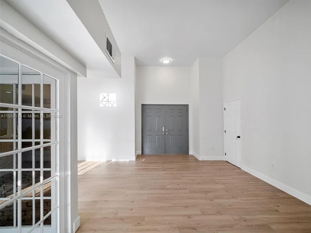 655 NW 123rd Ave, Miami FL 33182