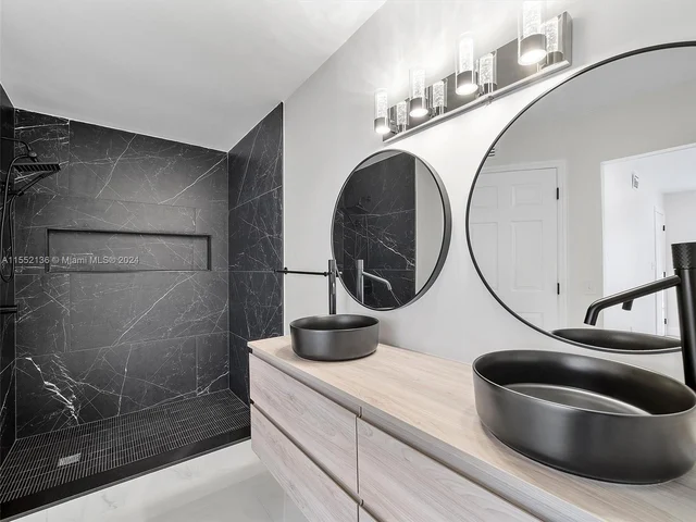 655 NW 123rd Ave, Miami FL 33182