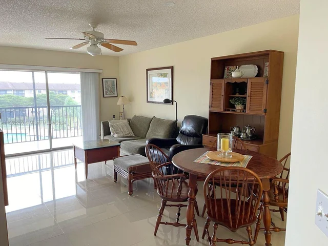 12750 SW 15th St # 404D, Pembroke Pines FL 33027