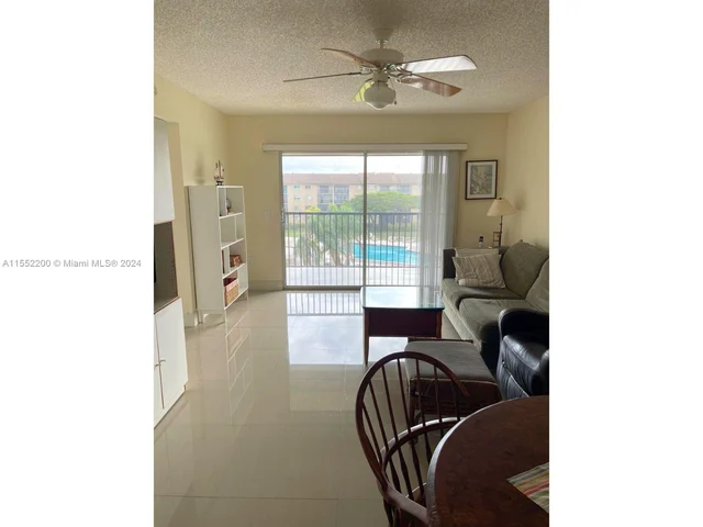12750 SW 15th St # 404D, Pembroke Pines FL 33027