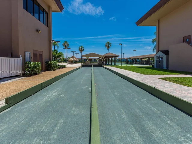 12750 SW 15th St # 404D, Pembroke Pines FL 33027