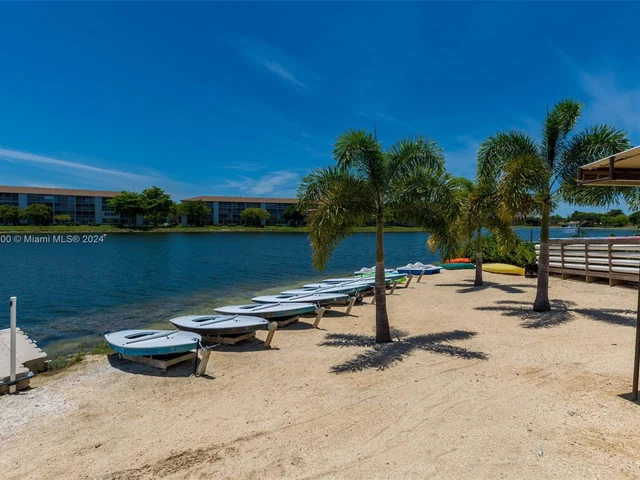 12750 SW 15th St # 404D, Pembroke Pines FL 33027