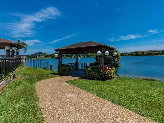 12750 SW 15th St # 404D, Pembroke Pines FL 33027