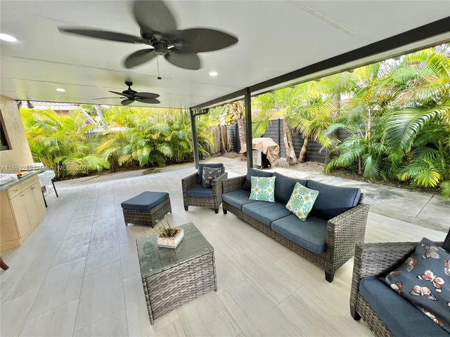 16711 NW 89th Pl # 0, Miami Lakes FL 33018