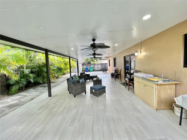 16711 NW 89th Pl # 0, Miami Lakes FL 33018