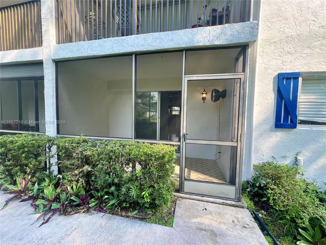 5080 SW 64th Ave # 107, Davie FL 33314