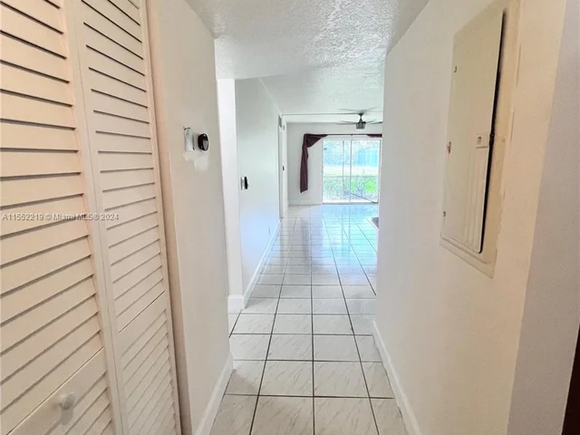 5080 SW 64th Ave # 107, Davie FL 33314