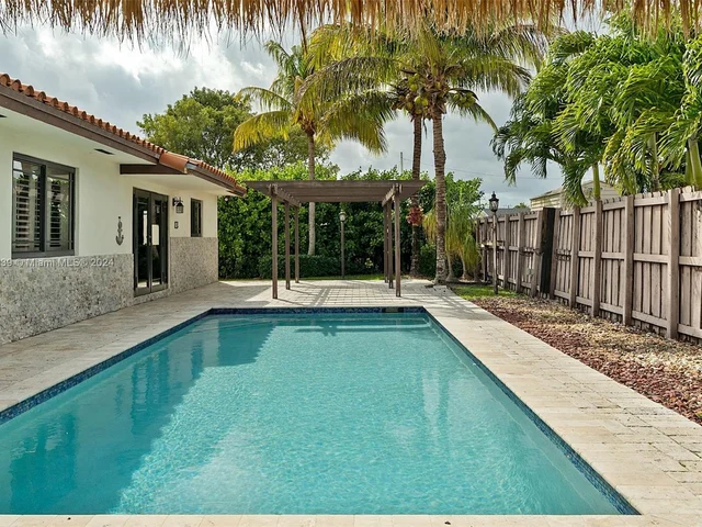 12661 SW 20th Ter, Miami FL 33175