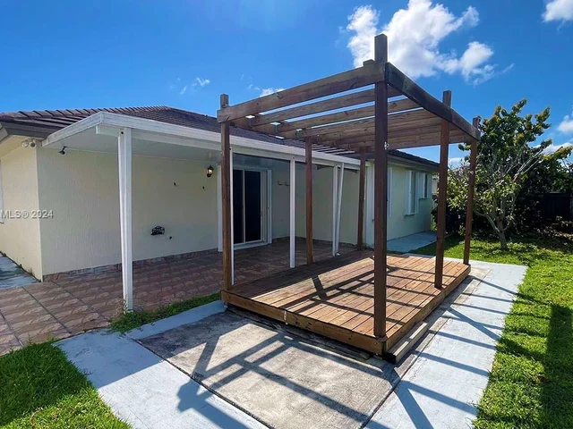 22912 SW 115 ct, Miami FL 33170