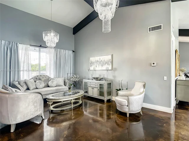 19870 SW 190th St, Miami FL 33187