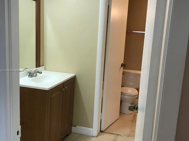 482 NW 165th Street Rd # A204, Miami FL 33169