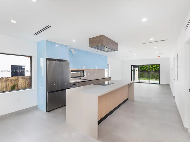 2453 SW 23rd St # 0, Miami FL 33145