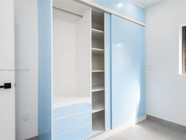 2453 SW 23rd St # 0, Miami FL 33145