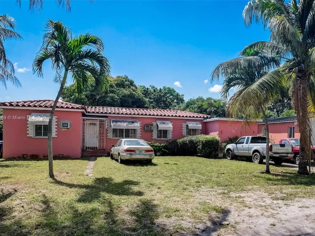 220 NW 145th St, Miami FL 33168